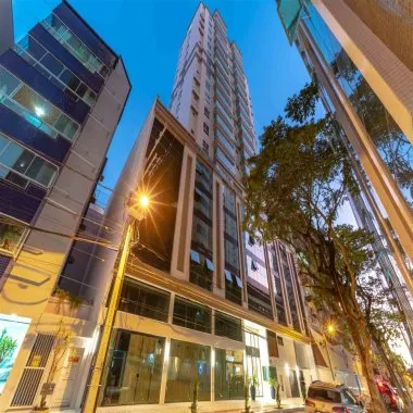 ✨ ALUGUEL ANUAL – APARTAMENTO DE ALTO PADRÃO | CENTRO • BALNEÁRIO CAMBORIÚ/SC