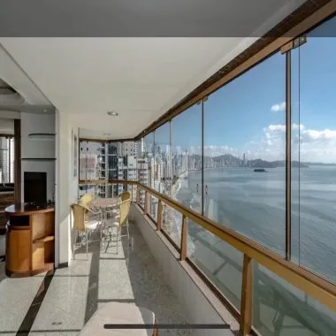 🏖️ ALUGA-SE ANUAL – APARTAMENTO FRENTE MAR EM BALNEÁRIO CAMBORIÚ/SC