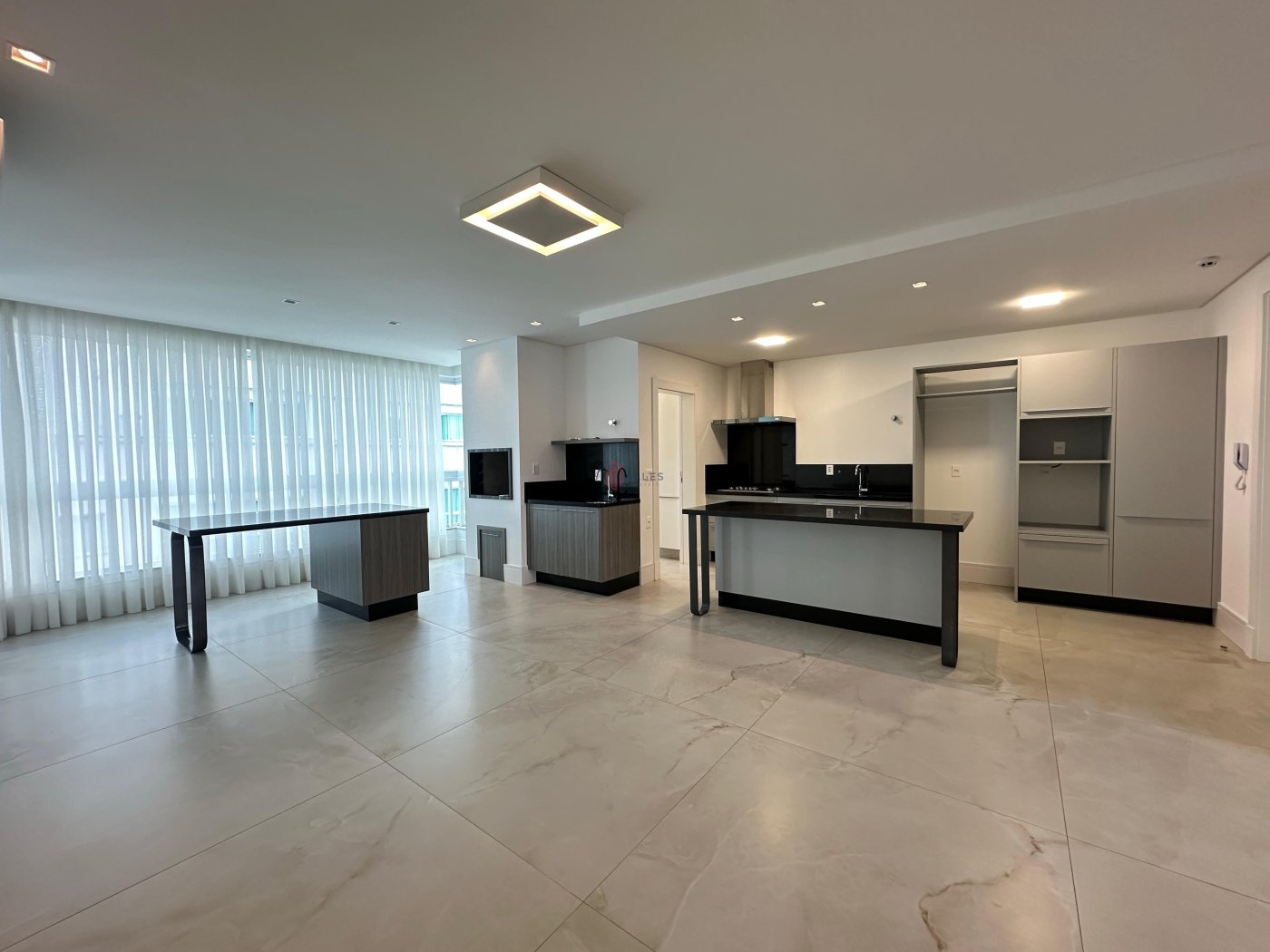 ✨ ALUGUEL ANUAL – APARTAMENTO DE ALTO PADRÃO | CENTRO • BALNEÁRIO CAMBORIÚ/SC