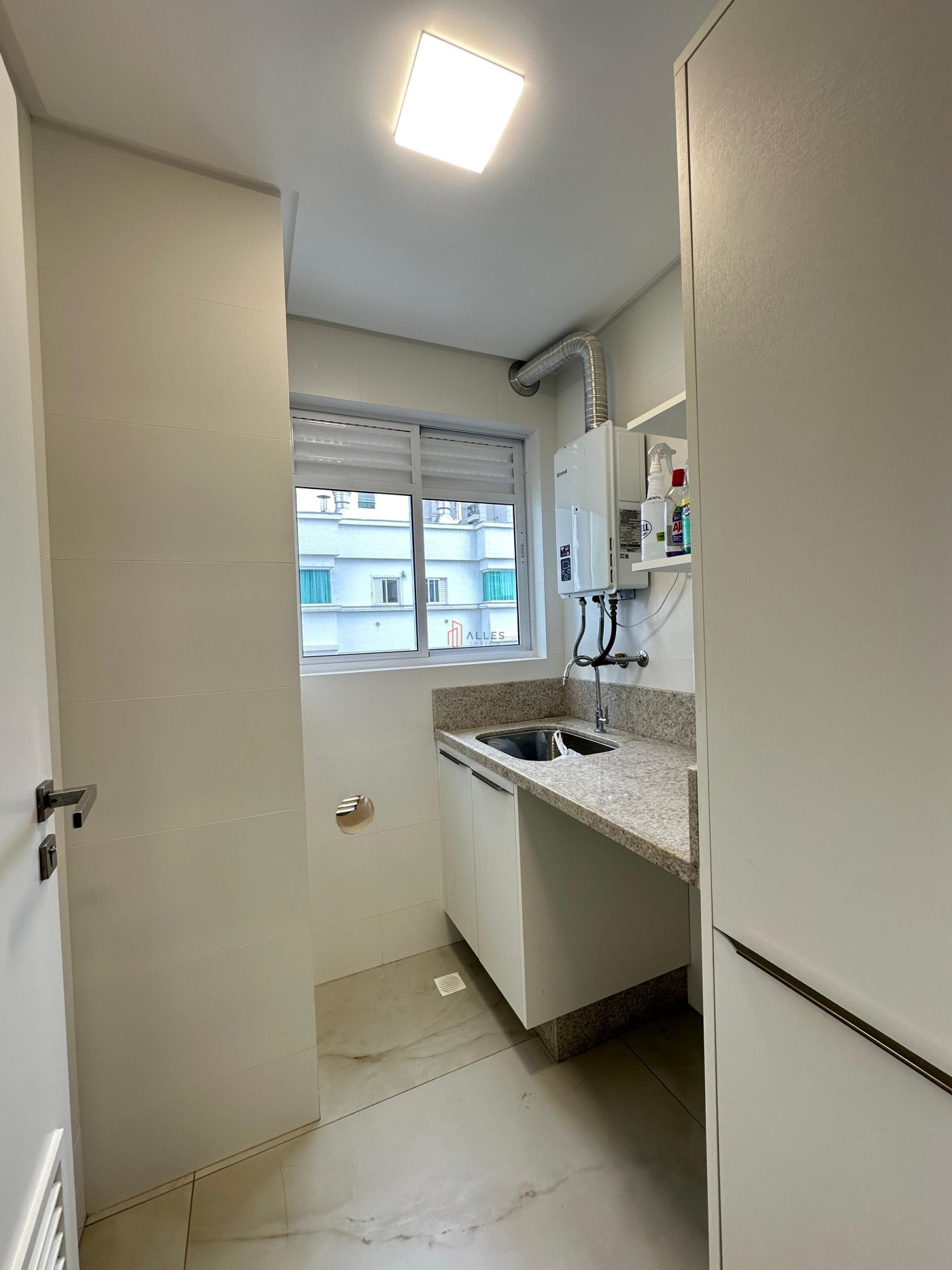 ✨ ALUGUEL ANUAL – APARTAMENTO DE ALTO PADRÃO | CENTRO • BALNEÁRIO CAMBORIÚ/SC