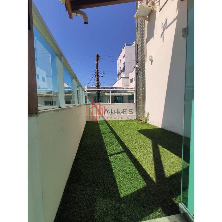 VENDE-SE  APARTAMENTO DIFERENCIADO EM BALNEÁRIO CAMBORIÚ/SC