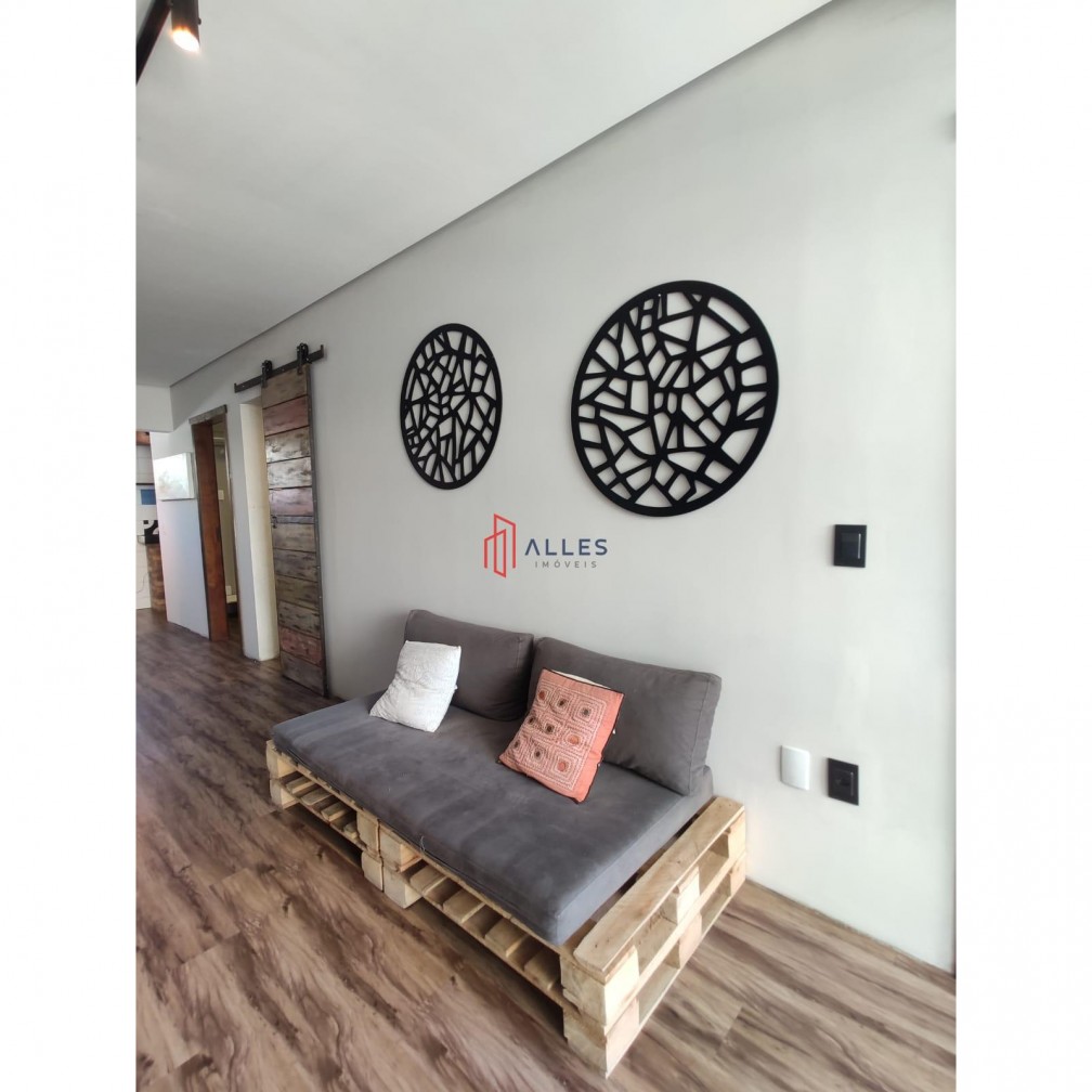 VENDE-SE  APARTAMENTO DIFERENCIADO EM BALNEÁRIO CAMBORIÚ/SC