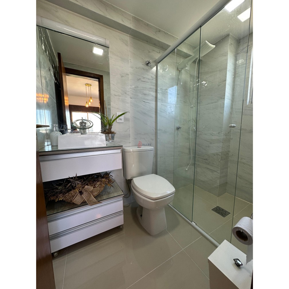 ALUGA-SE ANUAL APARTAMENTO MOBILIADO NA BARRA SUL EM BALNEÁRIO CAMBORIÚ/SC