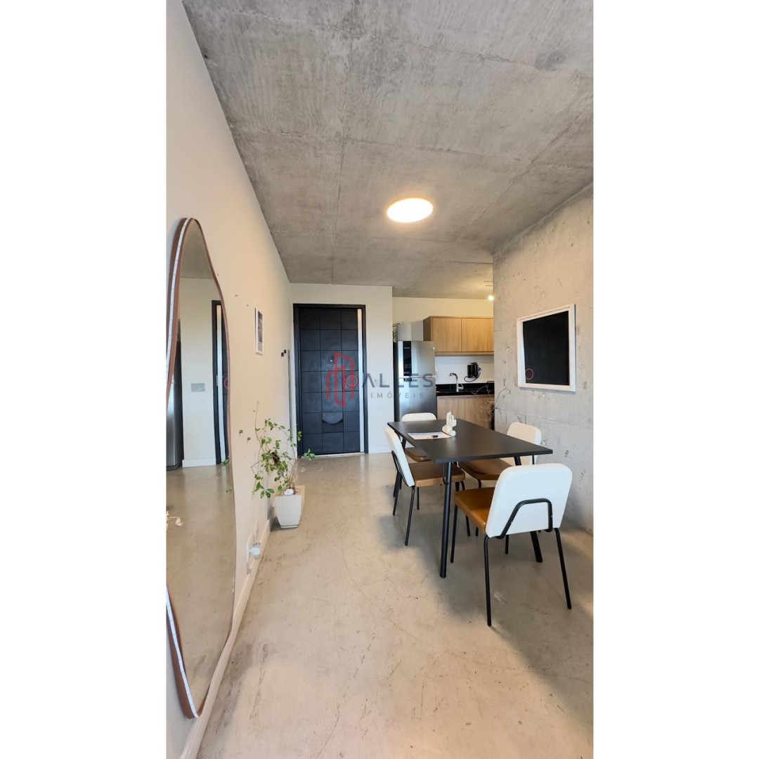 ALUGA-SE ANUAL APARTAMENTO NA PRAIA BRAVA EM ITAJAÍ/SC