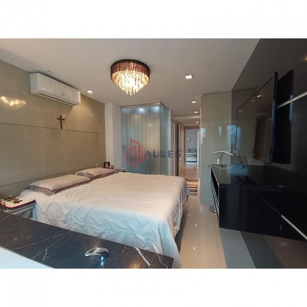 VENDE-SE APARTAMENTO MOBILIADO NA DESEJADA PRAIA BRAVA DE ITAJAÍ/SC