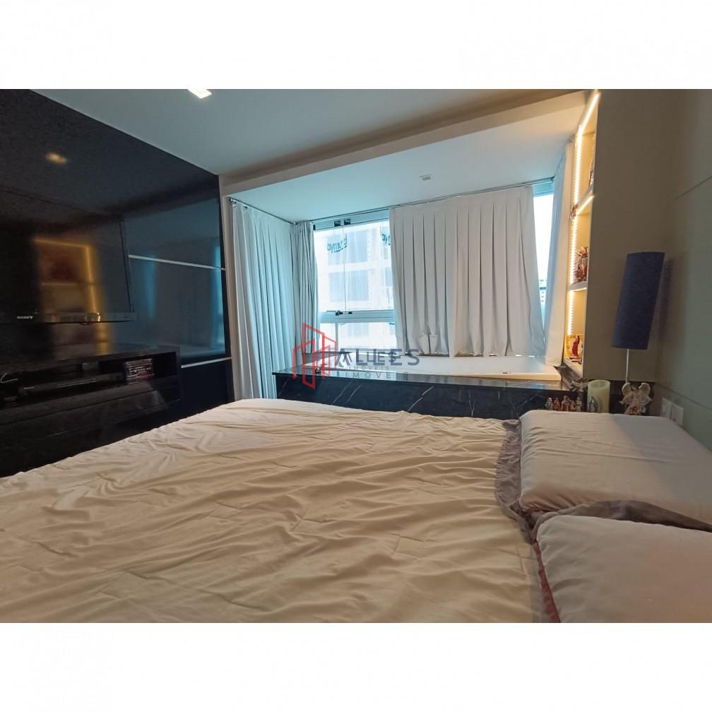 VENDE-SE APARTAMENTO MOBILIADO NA DESEJADA PRAIA BRAVA DE ITAJAÍ/SC