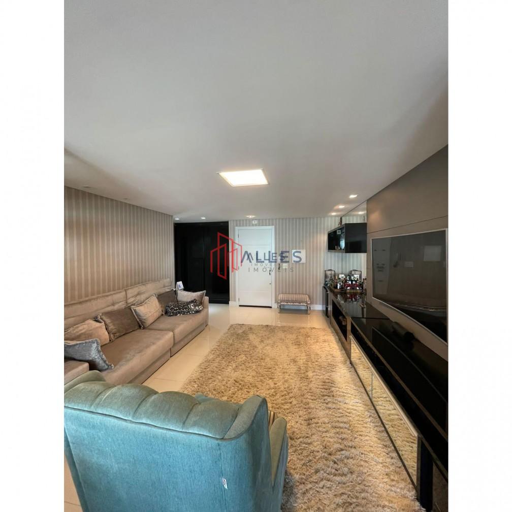 VENDE-SE APARTAMENTO MOBILIADO NA DESEJADA PRAIA BRAVA DE ITAJAÍ/SC