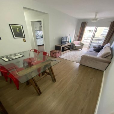 🏙️ VENDE-SE APARTAMENTO MOBILIADO – CENTRO DE BALNEÁRIO CAMBORIÚ