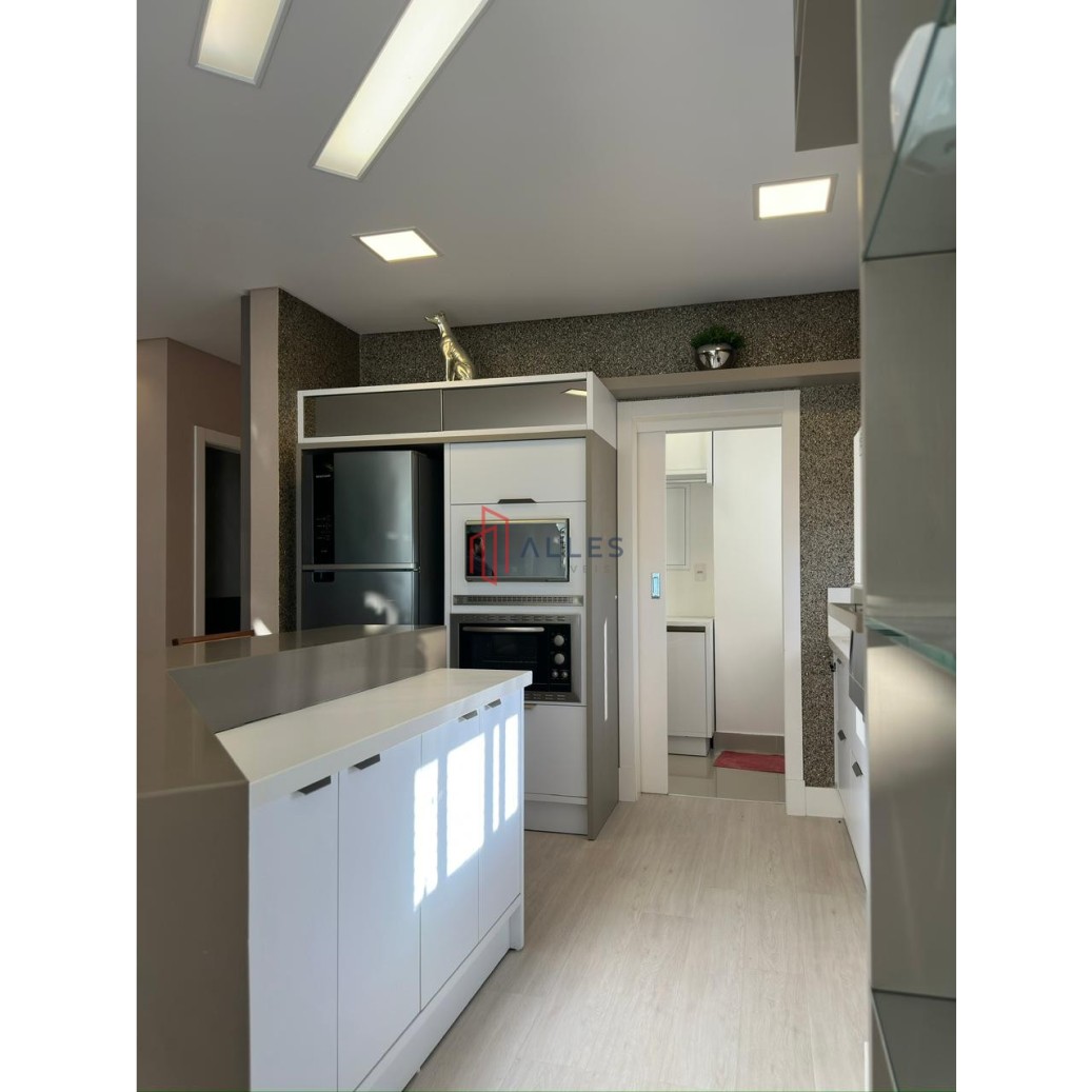 🏙️ LOCAÇÃO ANUAL – APARTAMENTO ALTO PADRÃO | CENTRO DE BALNEÁRIO CAMBORIÚ/SC ✨