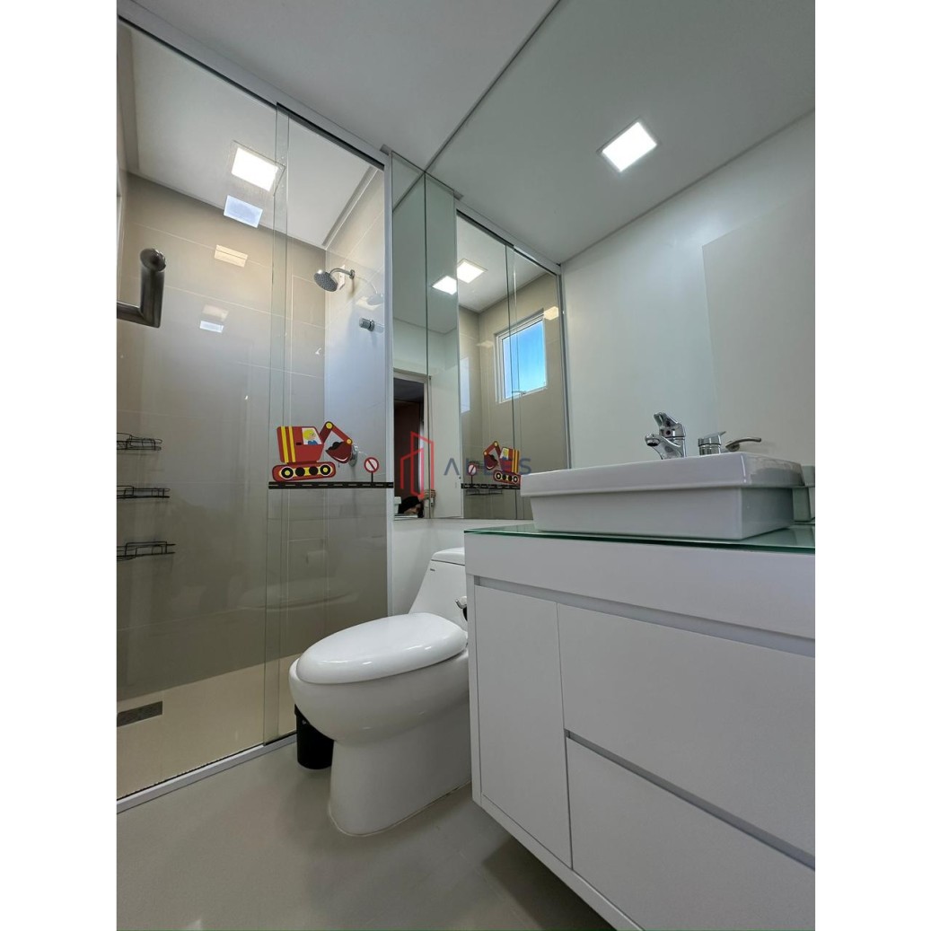🏙️ LOCAÇÃO ANUAL – APARTAMENTO ALTO PADRÃO | CENTRO DE BALNEÁRIO CAMBORIÚ/SC ✨