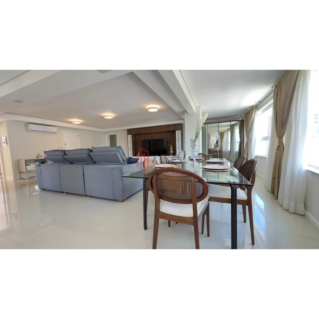 ✨ VENDE-SE — COBERTURA DE LUXO NO CENTRO DE BALNEÁRIO CAMBORIÚ/SC ✨